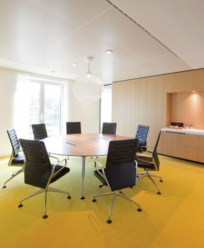 Flächenvorhang-Systeme, SG 2700, Colorama 1, Room shot "DLA Piper",Amsterdam, the Netherlands