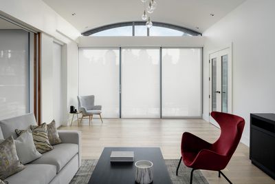 Rollo-Systeme, SG 4970, Multiscreen 1-10%, The Crescent, Edinburgh, Scotland, UK