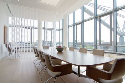 Vertikal-Lamellen, SG 2900, Multi Visio, room shot ""Office Gehrke econ in the Torhaus", Hannover, Germany, Vertical Waves