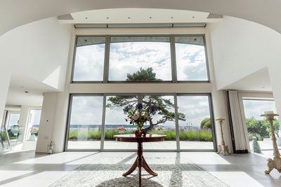 Rollo-Systeme, SG 4880, Multiscreen 1-10%, Room shot "Harbourside Park", Poole, Dorset, United Kingdom