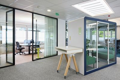 Schleuderzug-Systeme, SG 6870, Colorama Acoustic, Interstuhl Liveroom, Messstetten-Tieringen, Germany