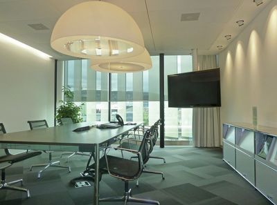Rollo-Systeme, SG 4910, Multiscreen 1-10%, Room shot "Capital Dynamics", Zürich, Switzerland