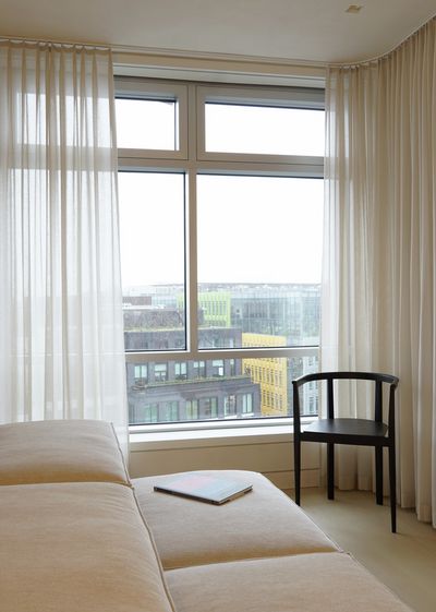 Vorhang-Systeme, SG 6465, Polyflax, Centre Point Residence, London, United Kingdom